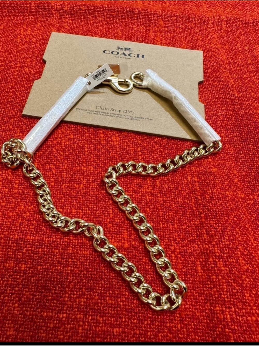 ❤️❤️❤️NEW coach Bag short chain strap ONLY❤️❤️❤️ - Picture 7 of 8